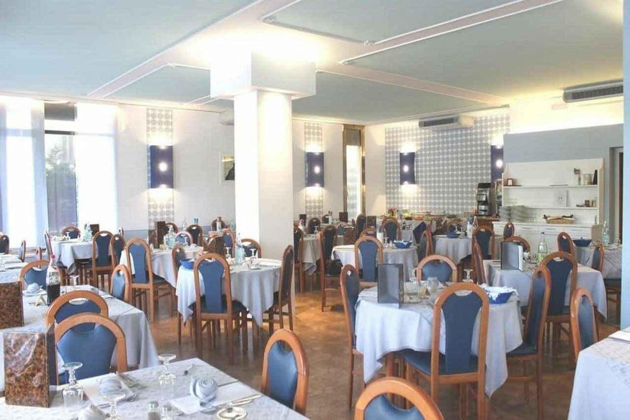 Hotel Domingo Lido di Jesolo Exterior photo