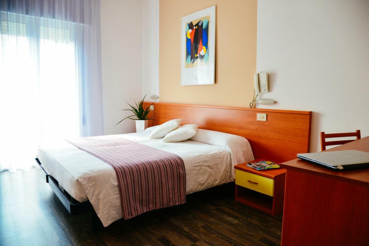 Hotel Domingo Lido di Jesolo Exterior photo